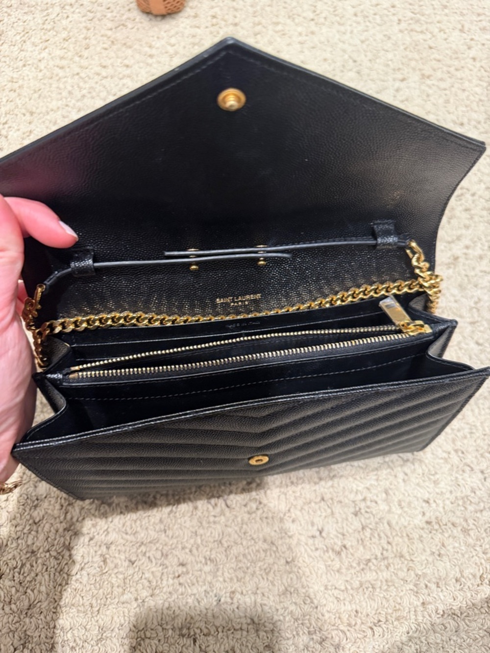 Saint Laurent Black Quilted Leather Shoulder Bag with Gold Chain and YSL Logo - Picture 3 of 4
